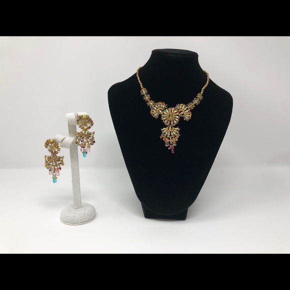 Eastern Jewellery - Picture 13 of 16